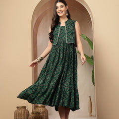 Styum Women's Green Bandhej Printed Rayon Tiered Dress With Ethnic Jacket (DRSGREENHIMALYA)