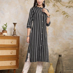 Stylum Women's Self Designed Cotton Blend Straight Kurta (FELIS)