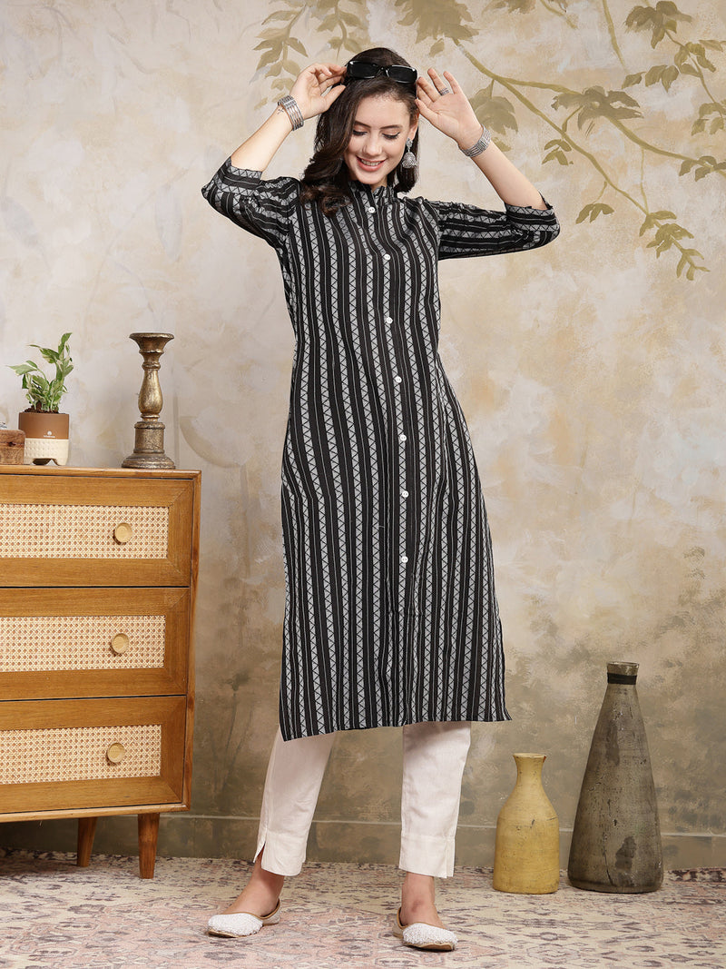 Stylum Women's Self Designed Cotton Blend Straight Kurta (FELIS)