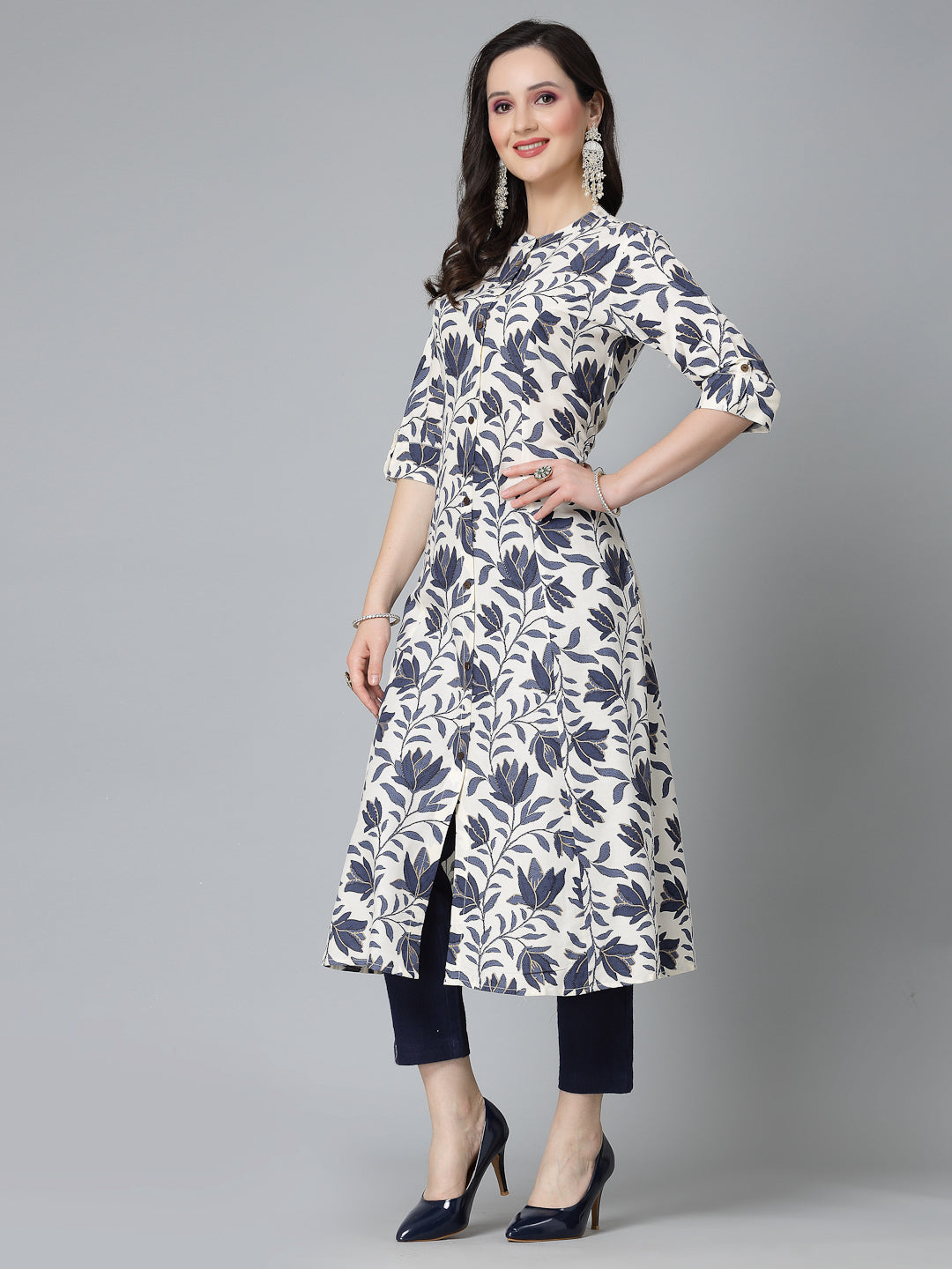 Stylum Women's Floral Printed Rayon A-Line Kurta (GAAZIBLUE)