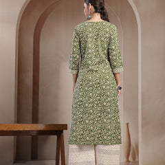 Stylum Women's Green Ethnic Printed Cotton Straight Kurta (GREENFRIES)
