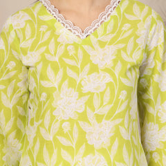 Stylum Women's Green Floral Printed Cotton Straight Kurta (GREENGALI)