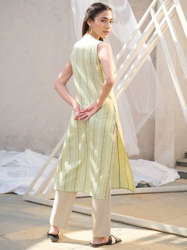 Stylum Women's Green Woven Design Cotton Blend Straight Kurta (GREENKULI)