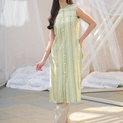 Stylum Women's Green Woven Design Cotton Blend Straight Kurta (GREENKULI)