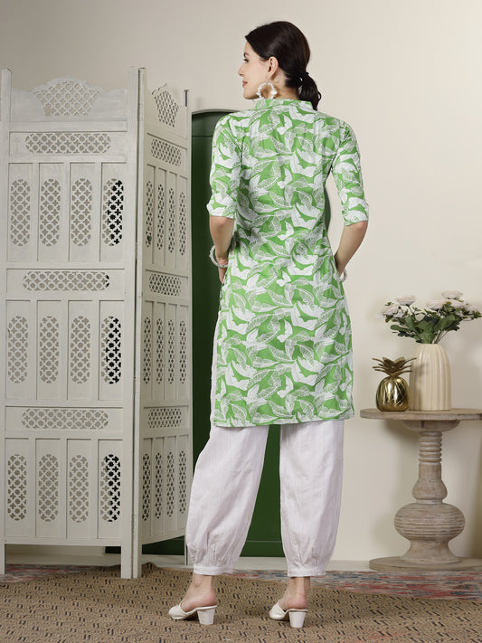 Stylum Women's Paisley Printed Rayon Straight Kurta (GREENPARLE)