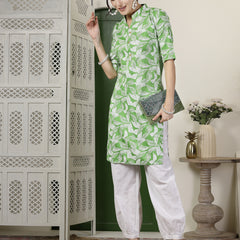 Stylum Women's Paisley Printed Rayon Straight Kurta (GREENPARLE)