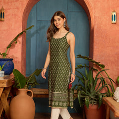 Stylum Women's Green Ethnic Motif Printed Rayon Straight Kurta (GREENRATAN)