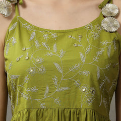 Stylum Women's Embroidered Cotton Tiered Kurta with Dupatta (GREENZINGLE)