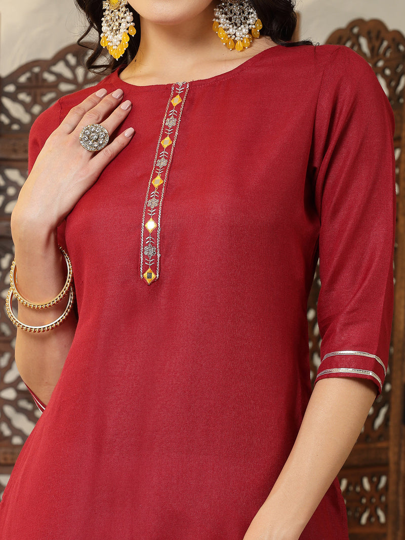 Stylum Women's Self Designed Cotton Blend Straight Kurta (ISABEL)