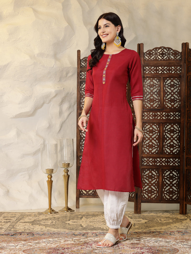Stylum Women's Self Designed Cotton Blend Straight Kurta (ISABEL)