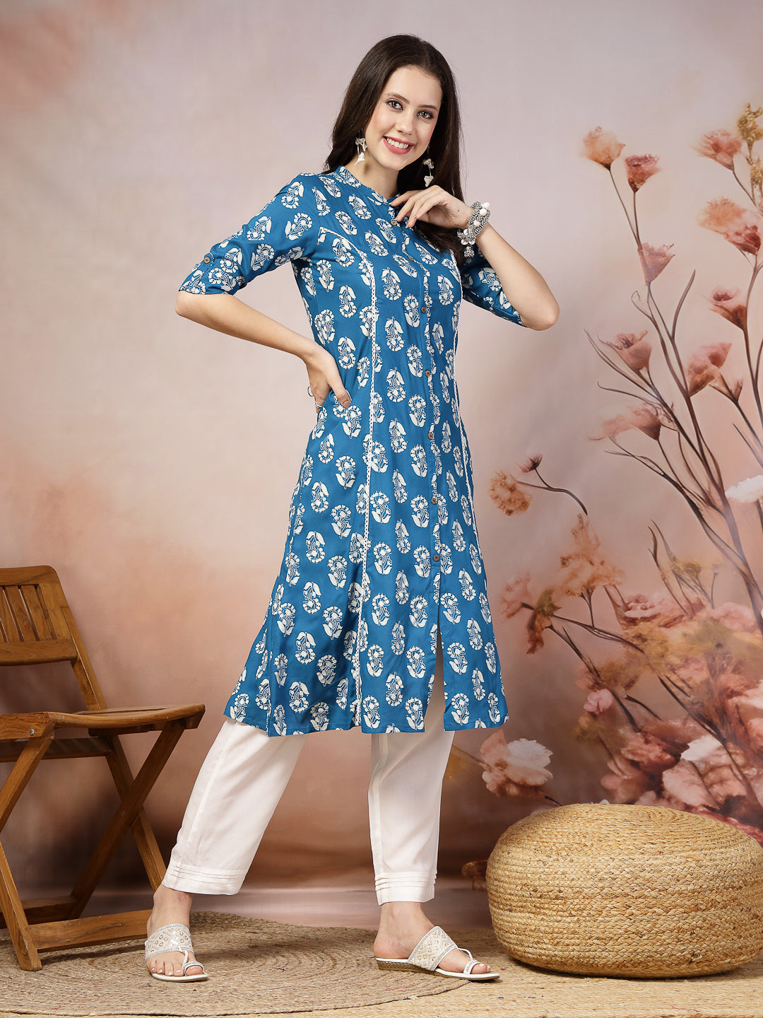 Stylum Women's Floral Printed Rayon A-Line Kurta (JOHNYBLUE)