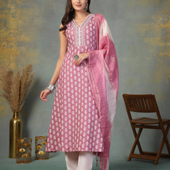 Stylum Women's Mauve Printed & Embroidered Rayon A-Line Kurta Dupatta Set (KDMAUVEMOKO)