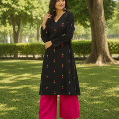 Stylum Women's Black Floral Printed Rayon A-Line Kurta With Palazzo (KPBLACKHEAT)
