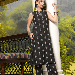 Stylum Women's Black Ikat Printed Cotton Blend Straight Kurta Pant Set (KPBLACKRONNY)