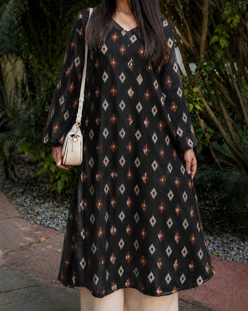 Stylum Women's Black Ikat Printed Rayon A-Line Kurta With Palazzo (KPBLACKVILAS)