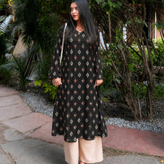Stylum Women's Black Ikat Printed Rayon A-Line Kurta With Palazzo (KPBLACKVILAS)