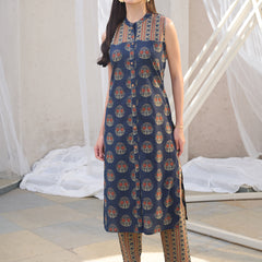 Stylum Women's Blue Ajrakh Printed Cotton Straight Kurta Pant Set (KPBLUEANJAW)