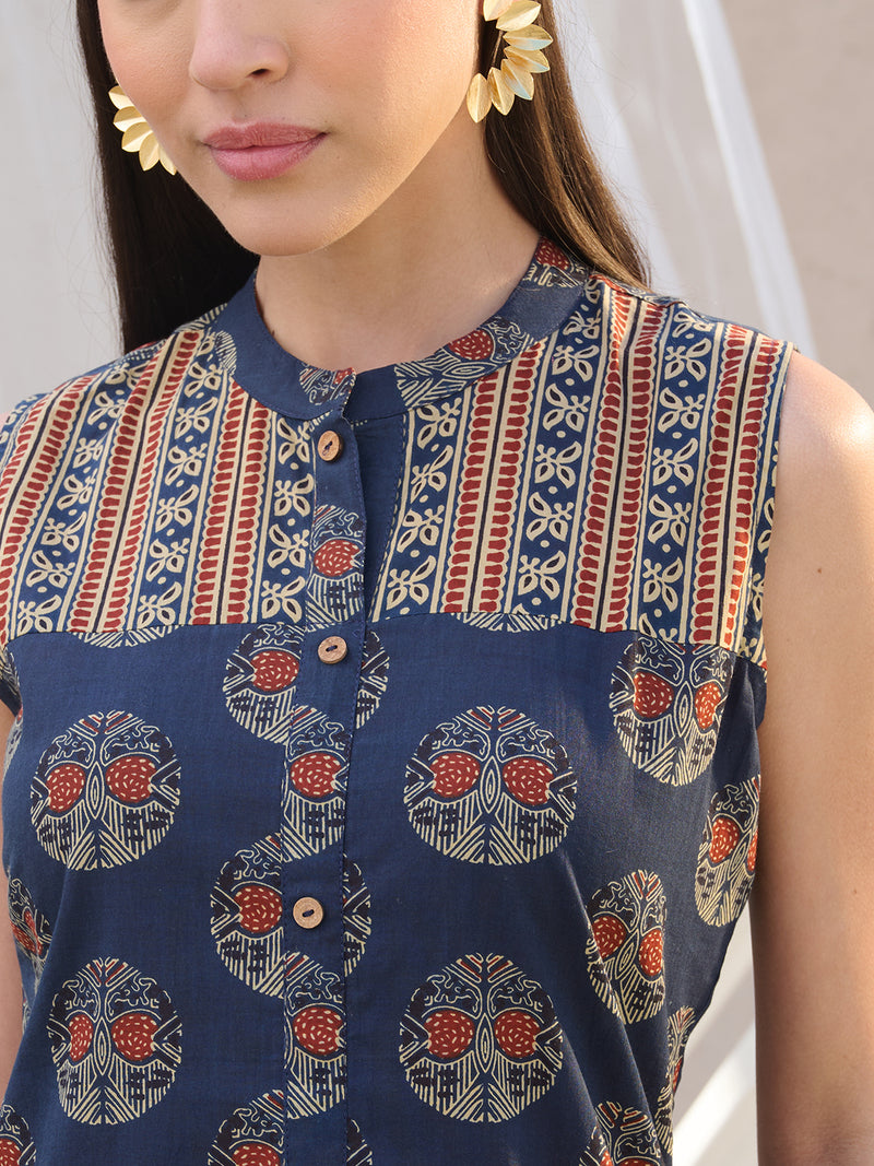 Stylum Women's Blue Ajrakh Printed Cotton Straight Kurta Pant Set (KPBLUEANJAW)