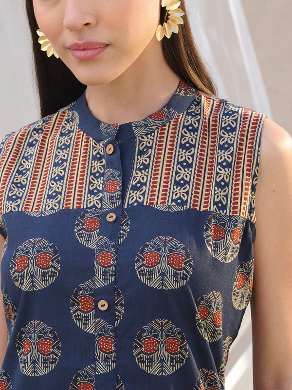 Stylum Women's Blue Ajrakh Printed Cotton Straight Kurta Pant Set (KPBLUEANJAW)