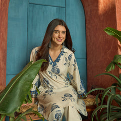 Stylum Women's Blue Printed Cotton Straight Kurta Pant Set (KPBLUEBLOOM)