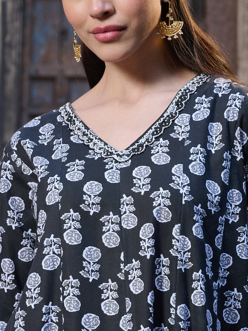 Stylum Women's Black Floral Printed Cotton A-Line Kurta Pant Dupatta Set (KPDBLACKGLORY)