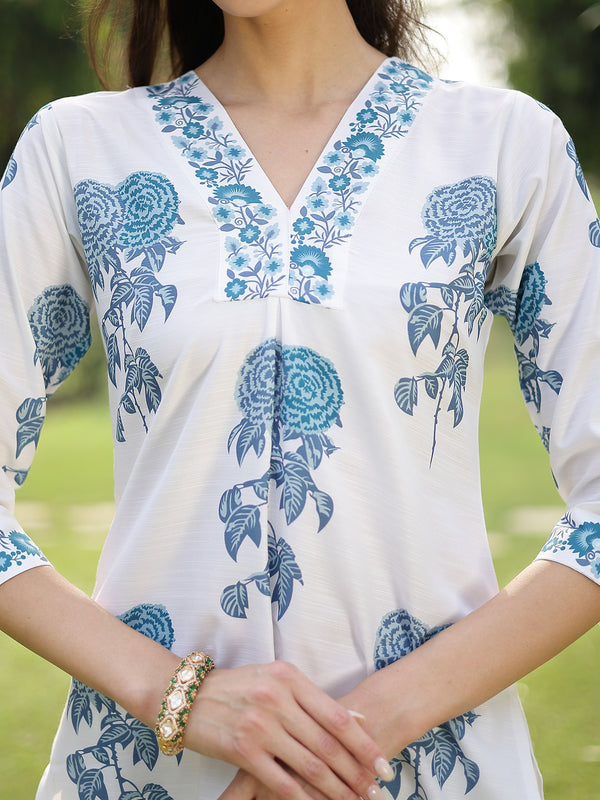 Stylum Women's Blue Floral Printed Cotton Slub Straight Kurta Pant Dupatta Set (KPDBLUEMUSK)