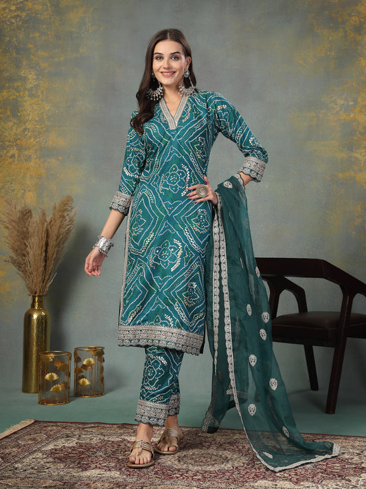 Stylum Women's Green Bandhani Print & Embroidered Muslin Straight Kurta Pant Dupatta Set (KPDGREENBANNO)