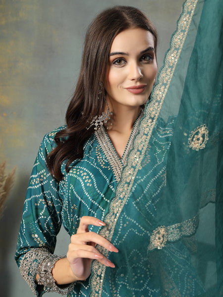 Stylum Women's Green Bandhani Print & Embroidered Muslin Straight Kurta Pant Dupatta Set (KPDGREENBANNO)