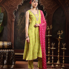Stylum Women's Green Bandhej Printed & Embroidered Rayon A-Line Kurta Pant Dupatta Set (KPDGREENHERMES)
