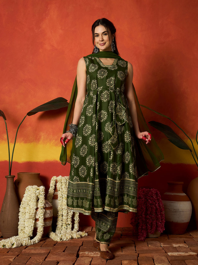 Stylum Women's Green Ethnic Motif Printed Rayon Anarkali Kurta Pant Dupatta Set (KPDGREENOSLO)