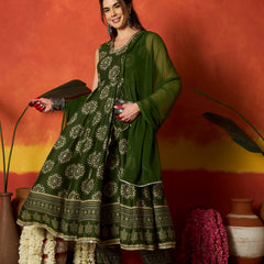Stylum Women's Green Ethnic Motif Printed Rayon Anarkali Kurta Pant Dupatta Set (KPDGREENOSLO)