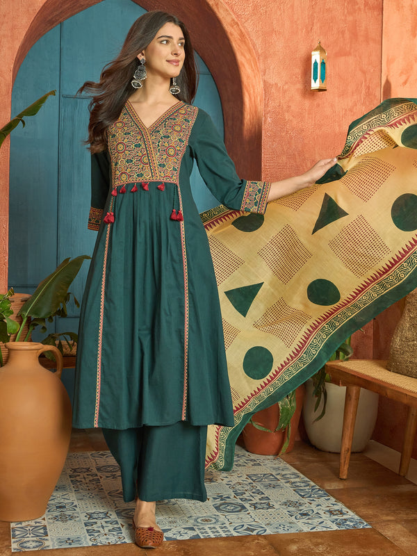 Stylum Women's Green Solid Cotton Straight Kurta Pant Dupatta Set (KPDGREENPANNA)