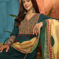Stylum Women's Green Solid Cotton Straight Kurta Pant Dupatta Set (KPDGREENPANNA)