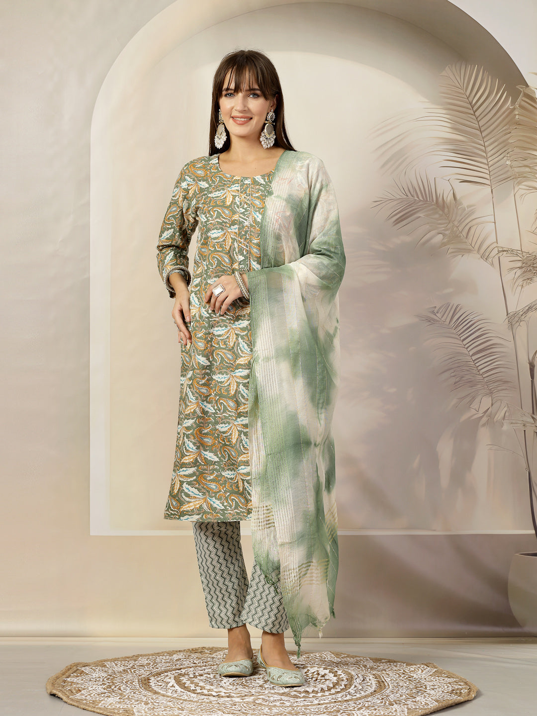 Stylum Women's Green Tropical Printed Cotton Blend Straight Kurta Pant Dupatta Set (KPDGREENTAANI)