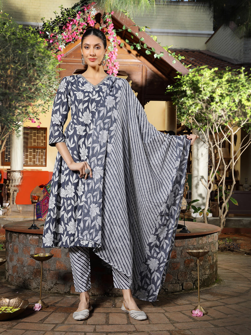 Stylum Women's Grey Floral Printed Cotton Ankarkali Kurta Pant Dupatta Set (KPDGREYLIKIR)