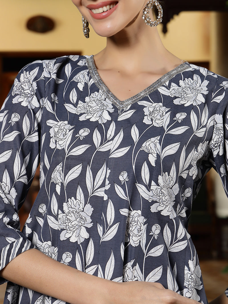 Stylum Women's Grey Floral Printed Cotton Ankarkali Kurta Pant Dupatta Set (KPDGREYLIKIR)