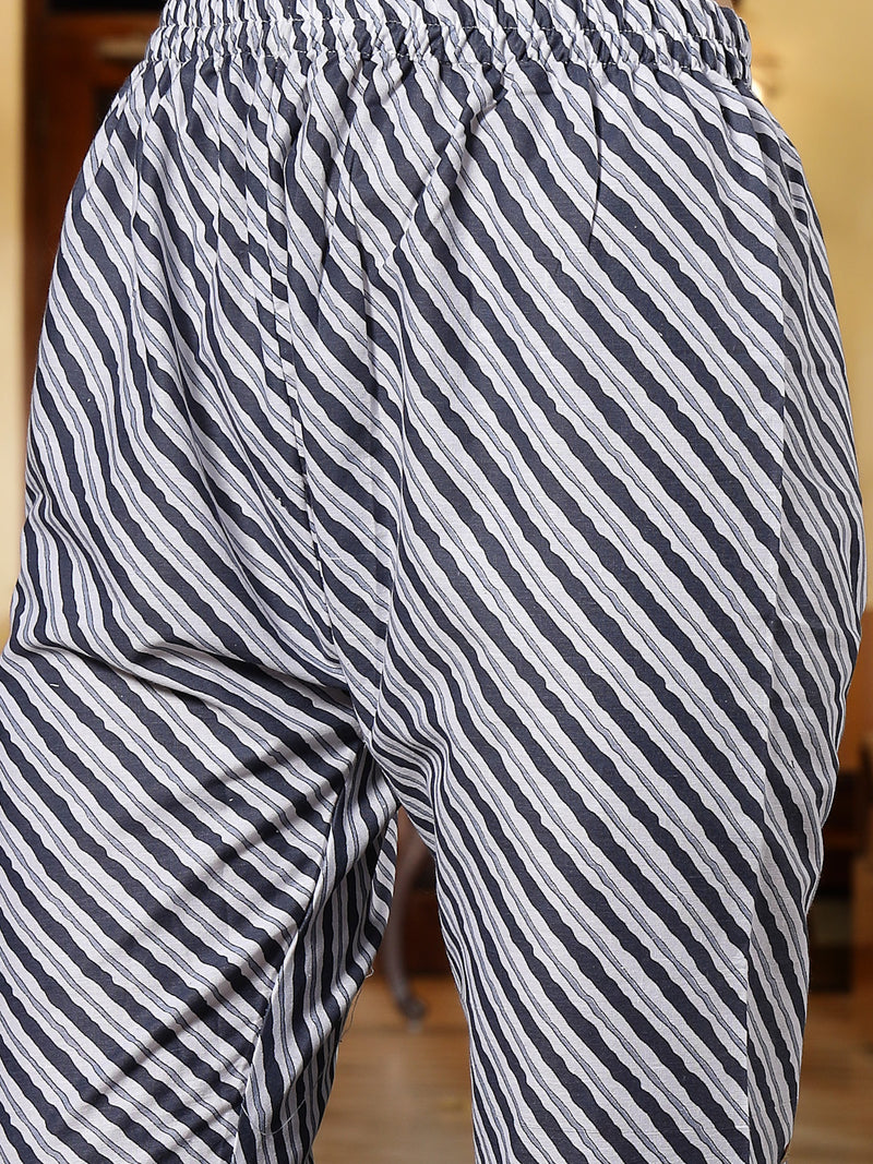 Stylum Women's Grey Floral Printed Cotton Ankarkali Kurta Pant Dupatta Set (KPDGREYLIKIR)