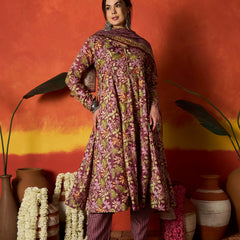 Stylum Women's Mauve Floral Printed Rayon Anarkali Kurta Pant Dupatta Set (KPDMAUVEMOHINA)