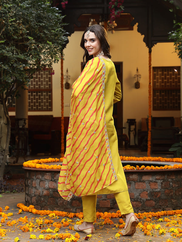 Stylum Women's Mustard Lehariya Solid & Embroidered Muslin Straight Kurta Pant Dupatta Set (KPDMUSTARDKASTURI)