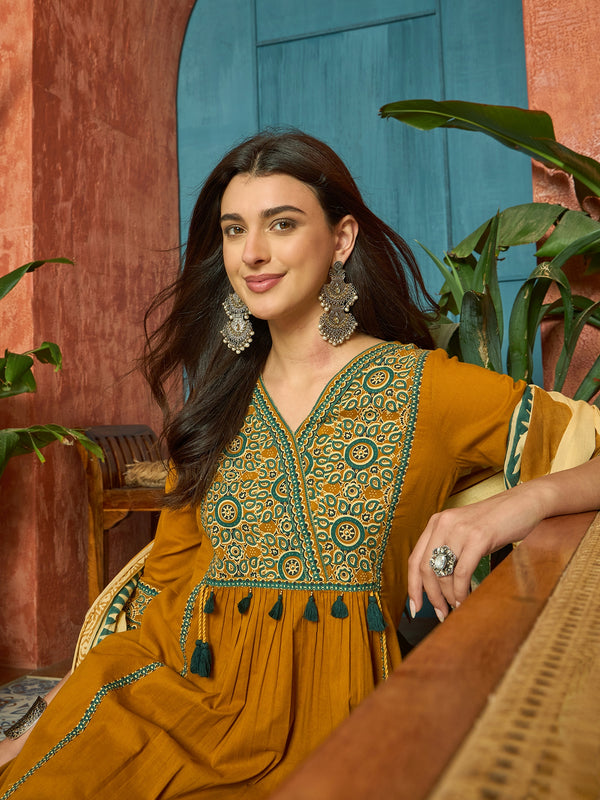 Stylum Women's Mustard Solid Cotton Straight Kurta Pant Dupatta Set (KPDMUSTPANNA)