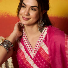 Stylum Women's Pink Leheriya Printed Cotton Straight Kurta Pant Dupatta Set (KPDPINKCOLD)