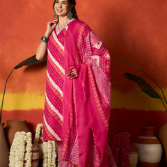Stylum Women's Pink Leheriya Printed Cotton Straight Kurta Pant Dupatta Set (KPDPINKCOLD)
