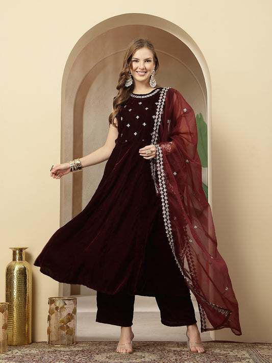 Stylum Women's Wine Solid & Embellished Velvet Anarkali Kurta Pant Dupatta Set (KPDWINEJINI)
