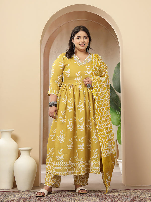 Stylum Women's Plus Size Yellow Floral Printed Cotton Anarkali Kurta Pant Dupatta Set (KPDYELLOWMANIPLUS)