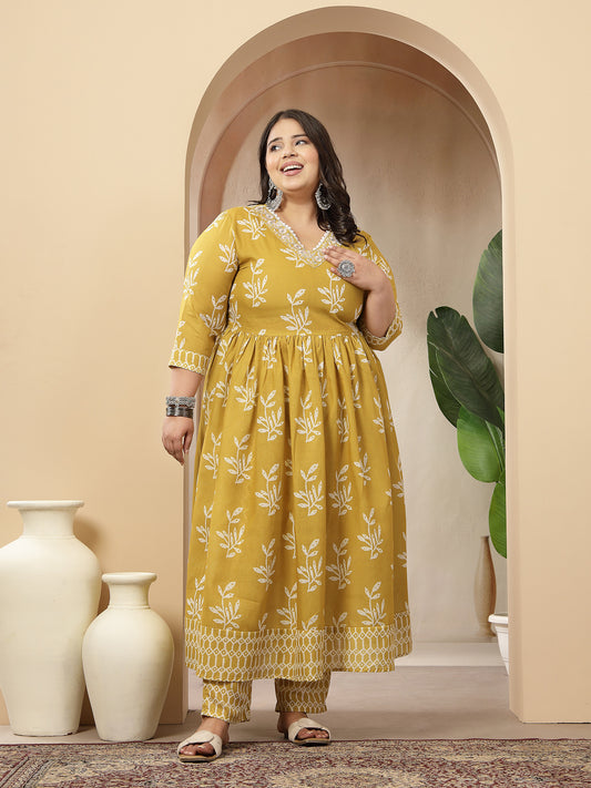Stylum Women's Plus Size Yellow Floral Printed Cotton Anarkali Kurta Pant Dupatta Set (KPDYELLOWMANIPLUS)