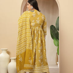 Stylum Women's Plus Size Yellow Floral Printed Cotton Anarkali Kurta Pant Dupatta Set (KPDYELLOWMANIPLUS)
