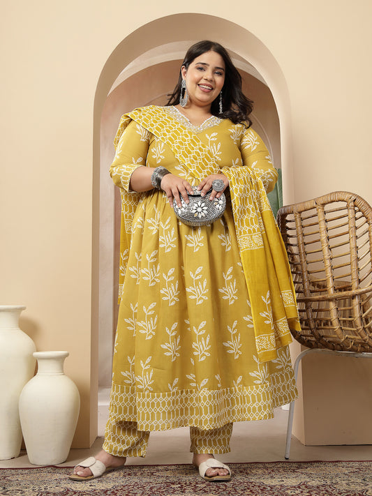 Stylum Women's Plus Size Yellow Floral Printed Cotton Anarkali Kurta Pant Dupatta Set (KPDYELLOWMANIPLUS)