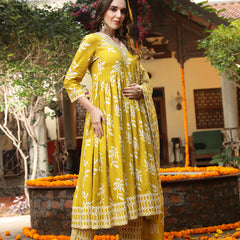 Stylum Women's Yellow Floral Printed Cotton Anarkali Kurta Pant Dupatta Set (KPDYELLOWMANI)