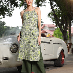 Stylum Women's Green Floral Printed Cotton Straight Kurta Palazzo Set (KPGREENCLOVER)