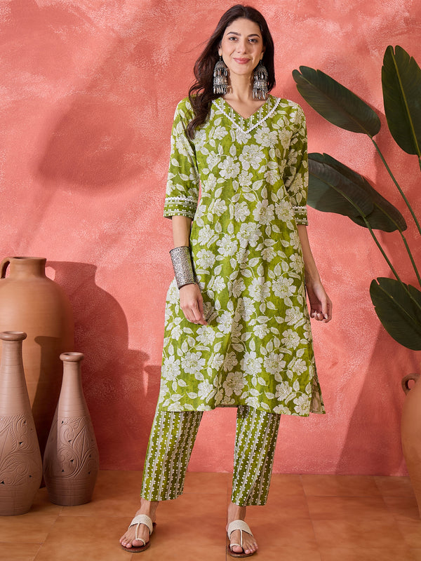 Stylum Women's Green Floral Printed Cotton Straight Kurta Pant Set (KPGREENMANALI)